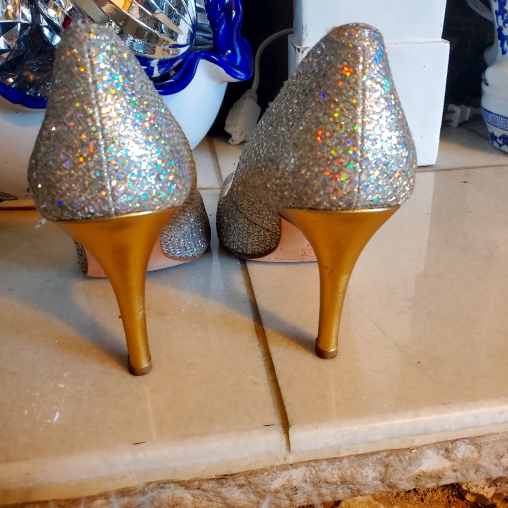 Gold Rush-3 1/2 inch worn once